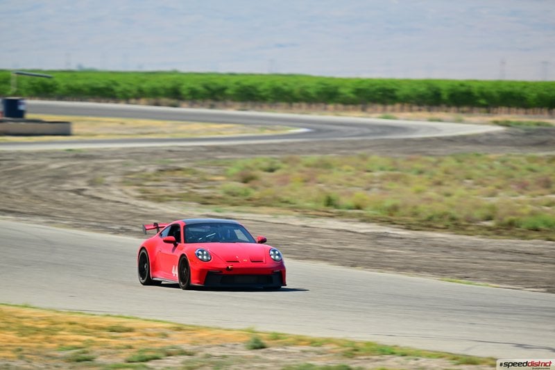 Porsche 911 GT3 RS red