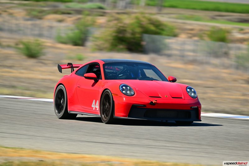 Porsche 911 GT3 RS red