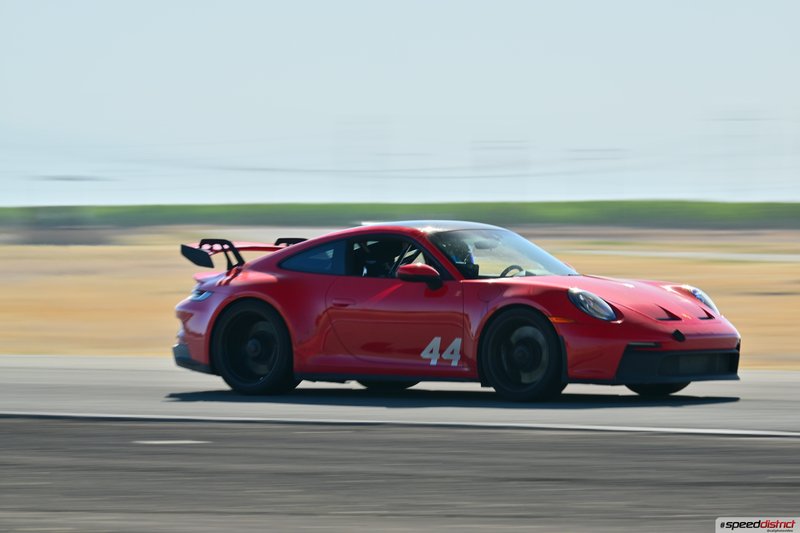 Porsche 911 GT3 RS red