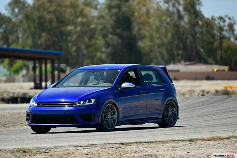 Volkswagen Golf R