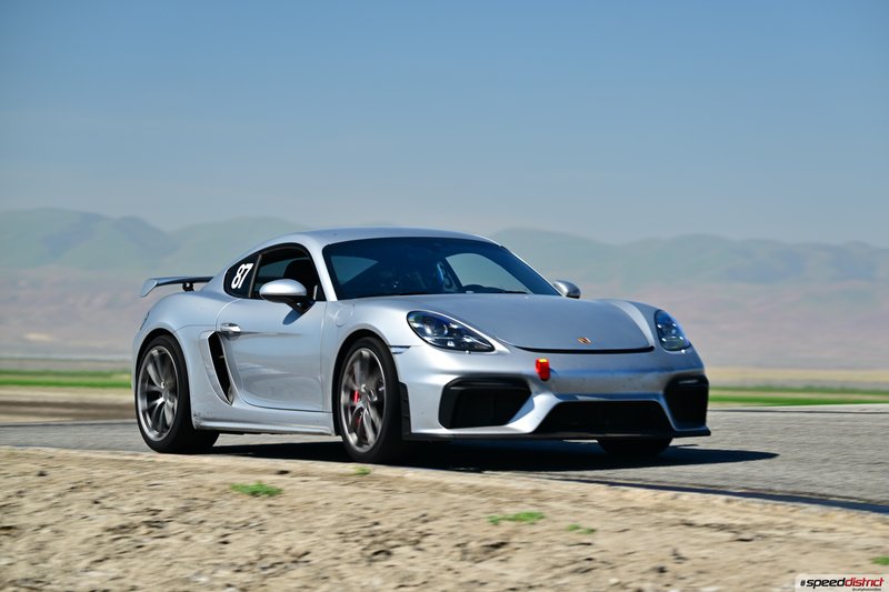 Porsche Cayman GT4