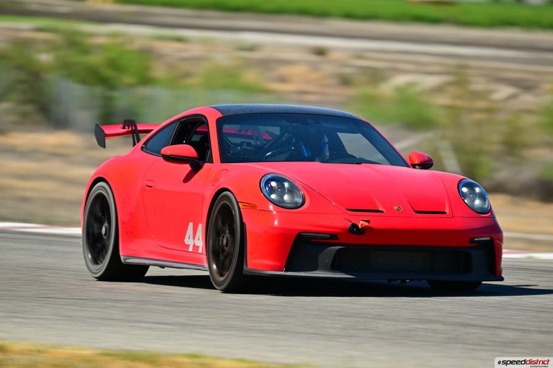 Porsche 911 GT3 RS red