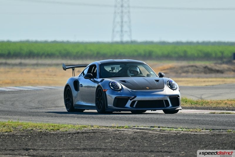 Porsche 911 GT3 RS silver