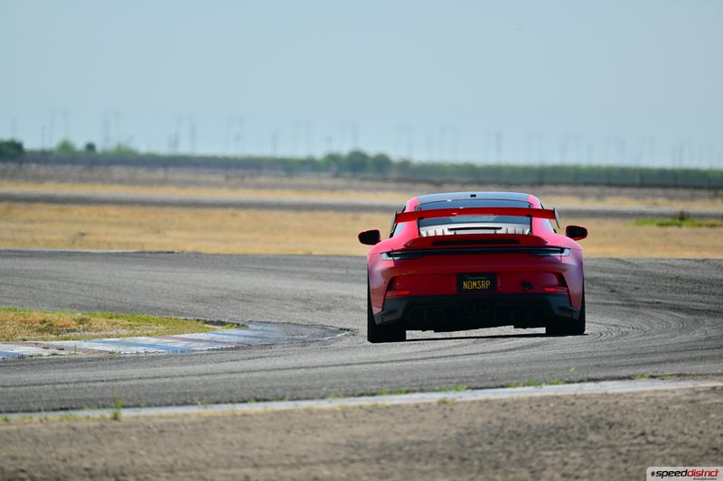 Porsche 911 GT3 RS red