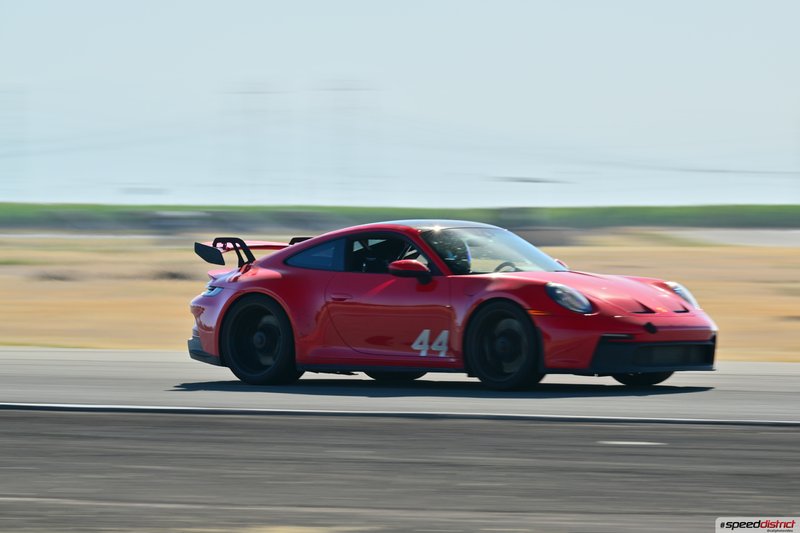 Porsche 911 GT3 RS red