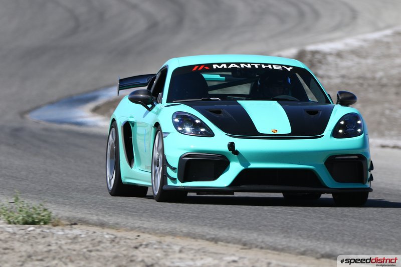 Porsche Cayman GT4 RS