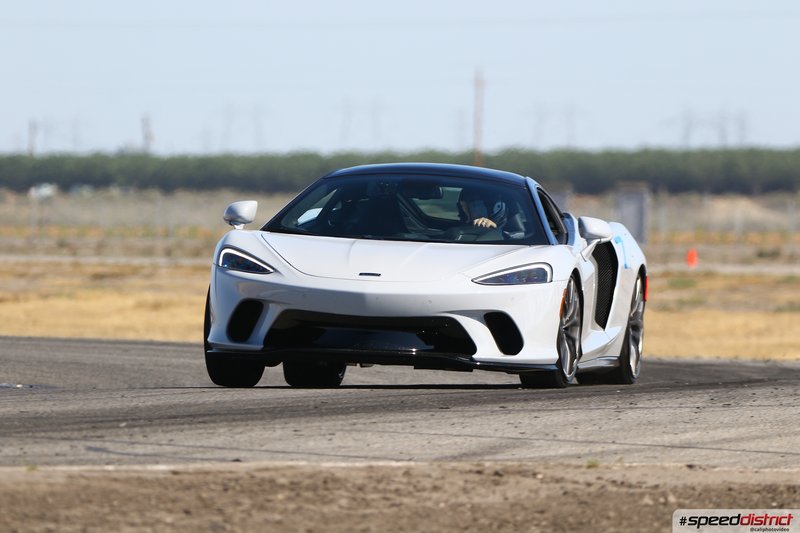 McLaren GT