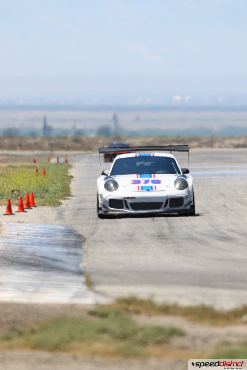 Porsche 911 GT3 Cup white