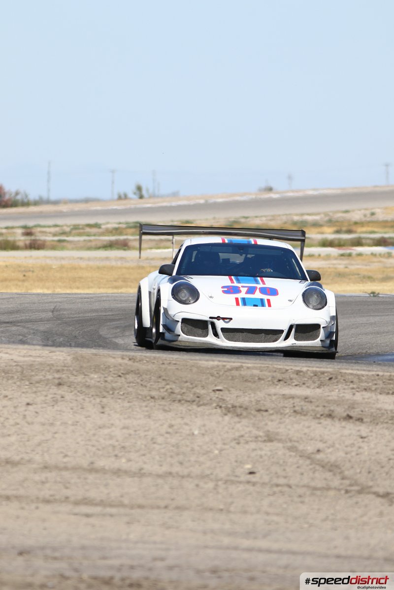 Porsche 911 GT3 Cup white