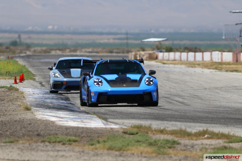 Porsche 911 GT3 RS blue
