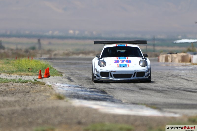 Porsche 911 GT3 Cup white