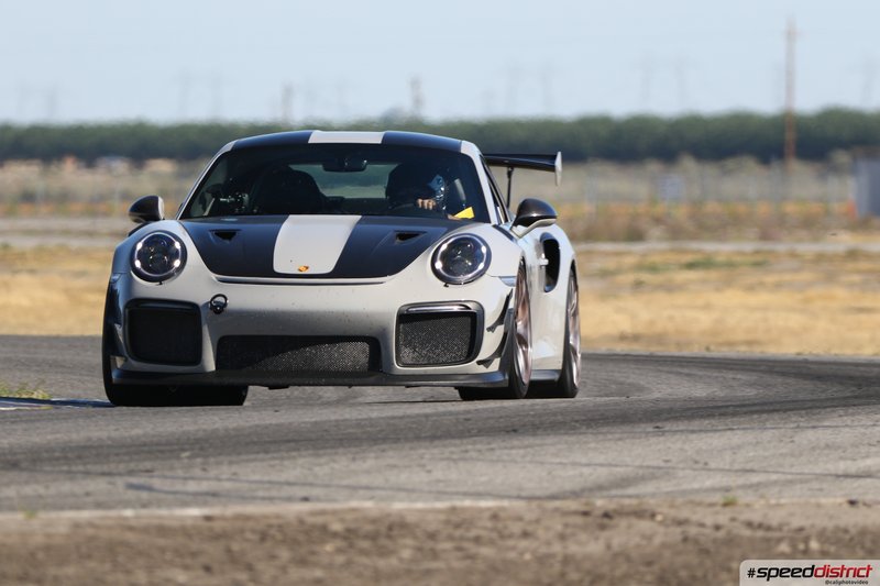 Porsche 911 GT2 RS