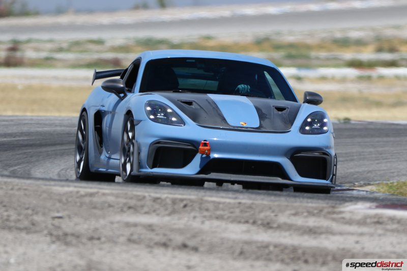 Porsche Cayman GT4 RS