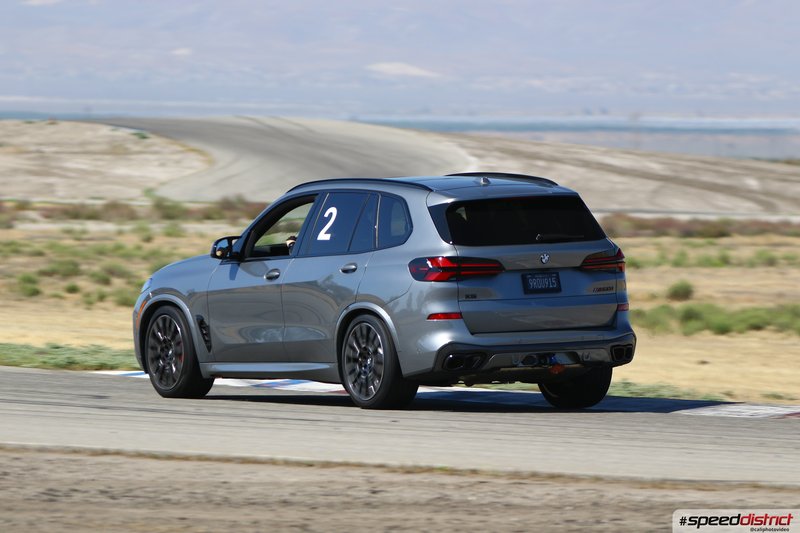 BMW X5 M60i