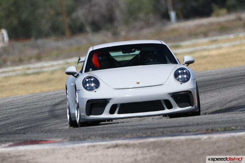 Porsche 911 GT3 chalk