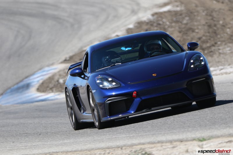 Porsche Cayman GT4