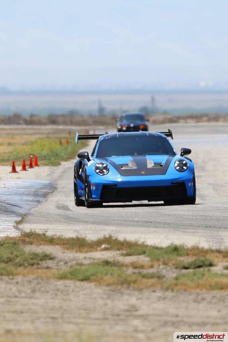 Porsche 911 GT3 RS blue