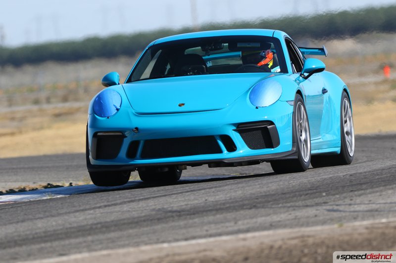 Porsche 911 GT3 blue