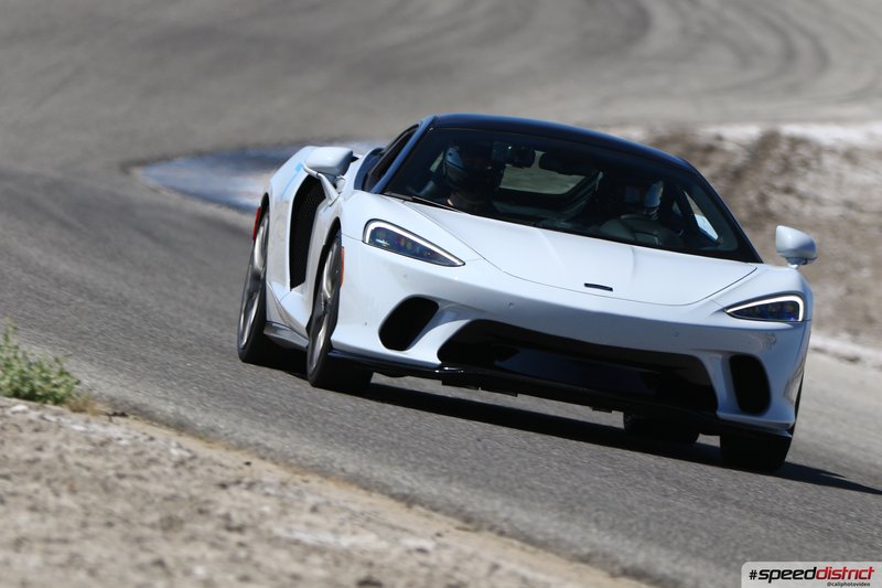 McLaren GT