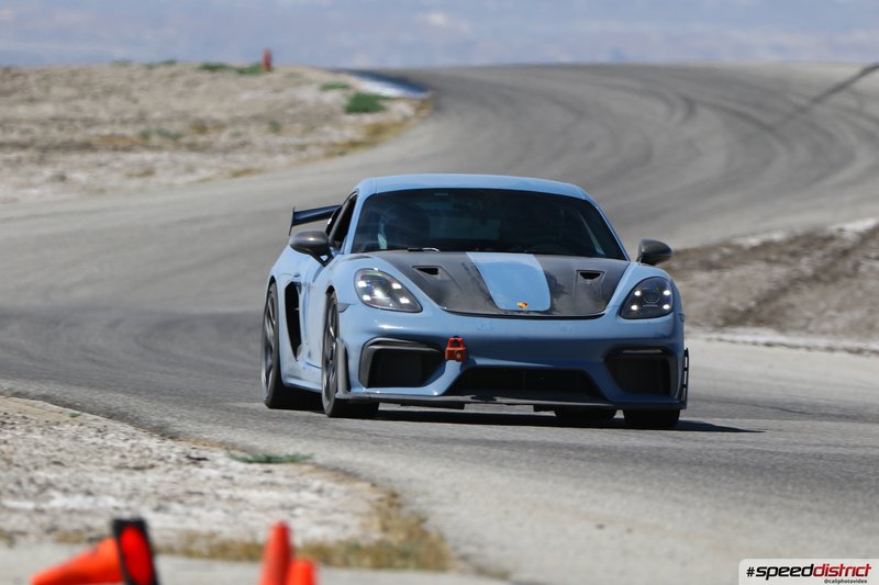 Porsche Cayman GT4 RS blue