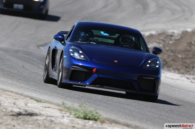 Porsche Cayman GT4