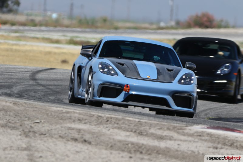 Porsche Cayman GT4 RS