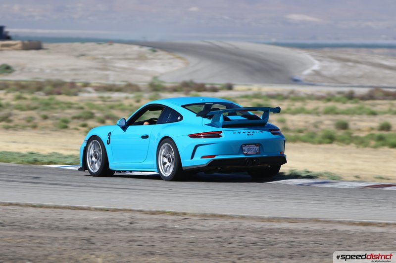 Porsche 911 GT3 blue