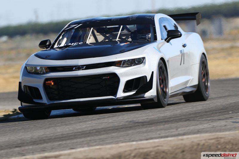 Chevrolet Camaro GT4