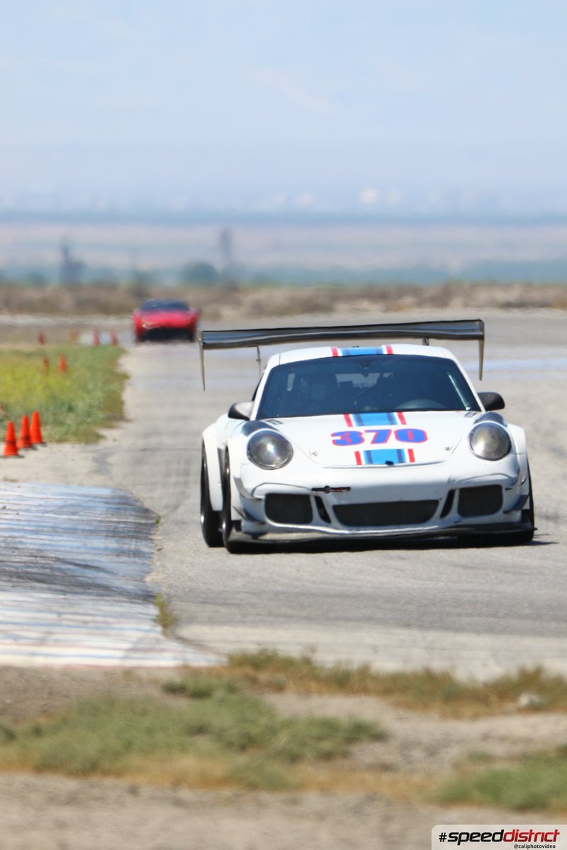 Porsche 911 GT3 Cup white