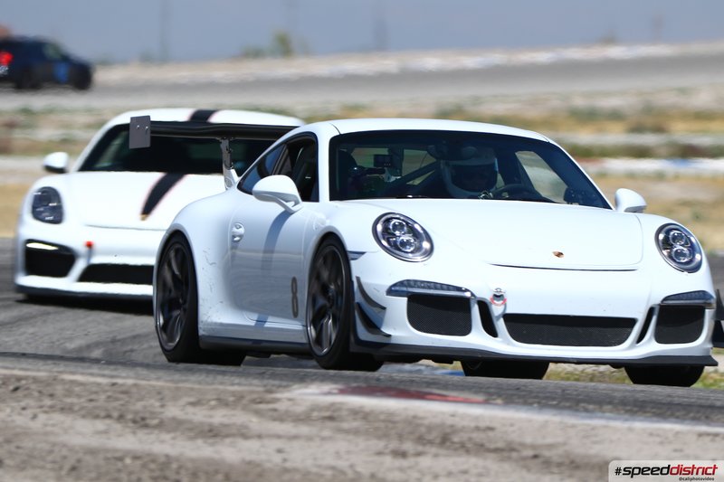 Porsche 911 GT3 white