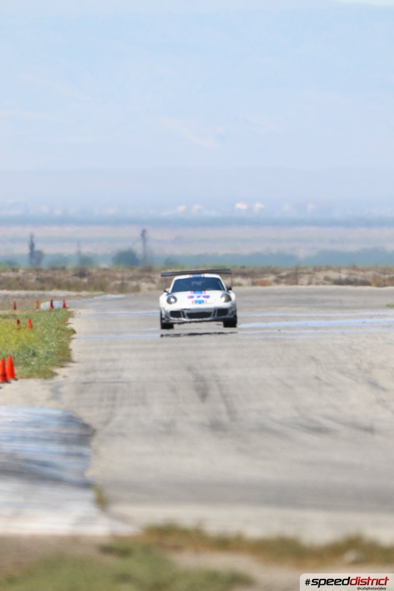 Porsche 911 GT3 Cup white