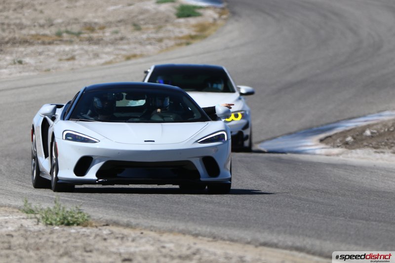 McLaren GT