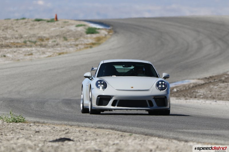 Porsche 911 GT3 white
