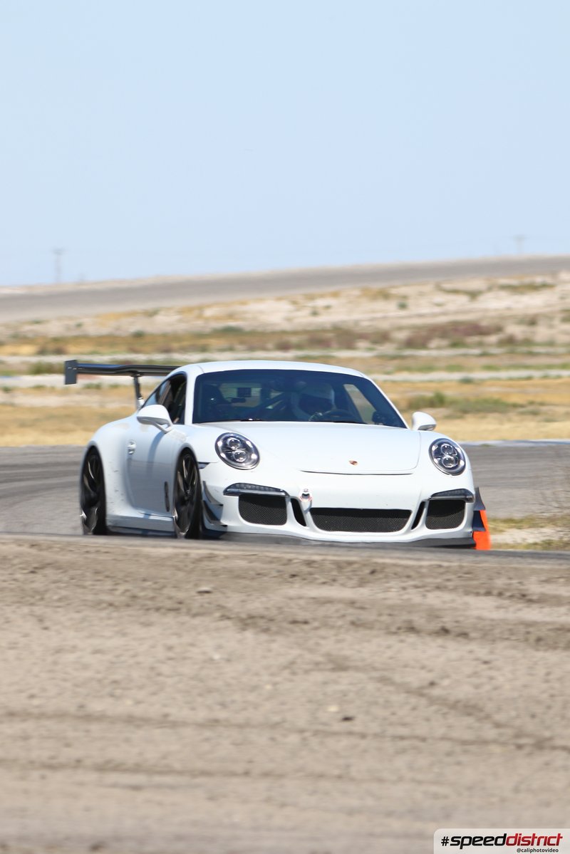 Porsche 911 GT3 Cup white