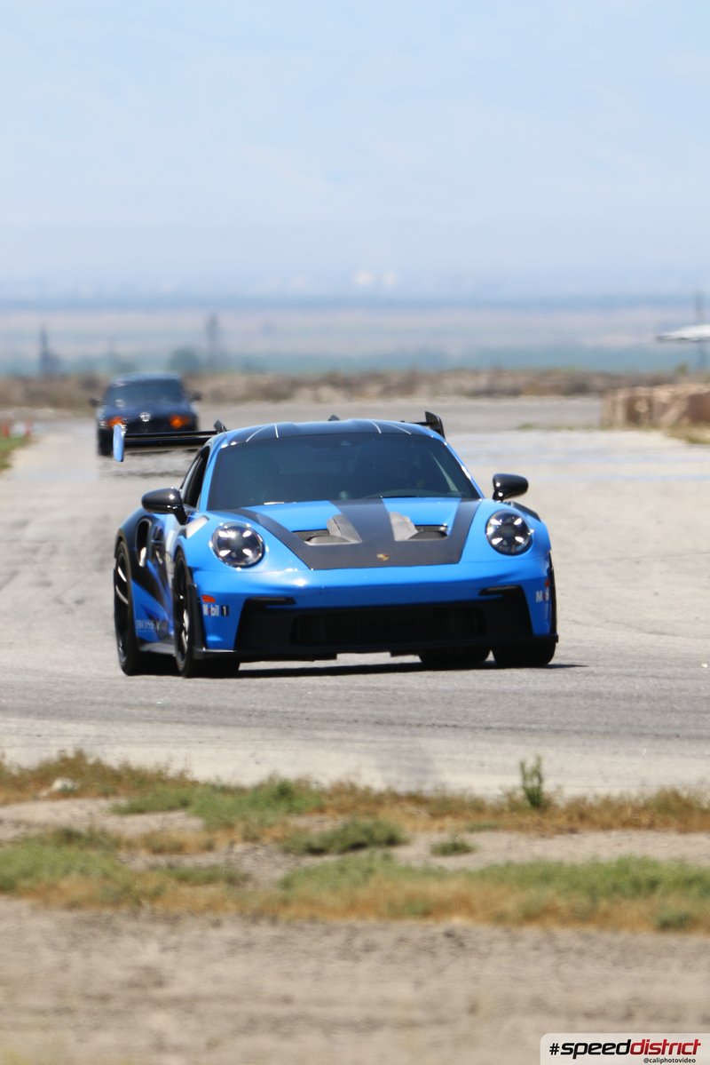 Porsche 911 GT3 RS blue