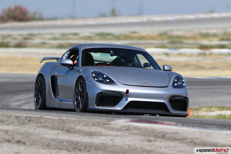 Porsche Cayman GT4