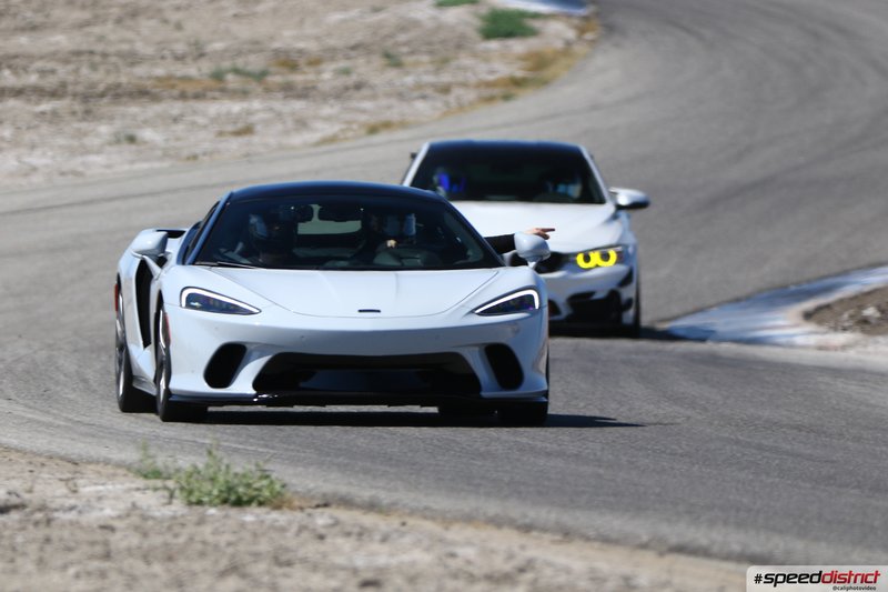 McLaren GT