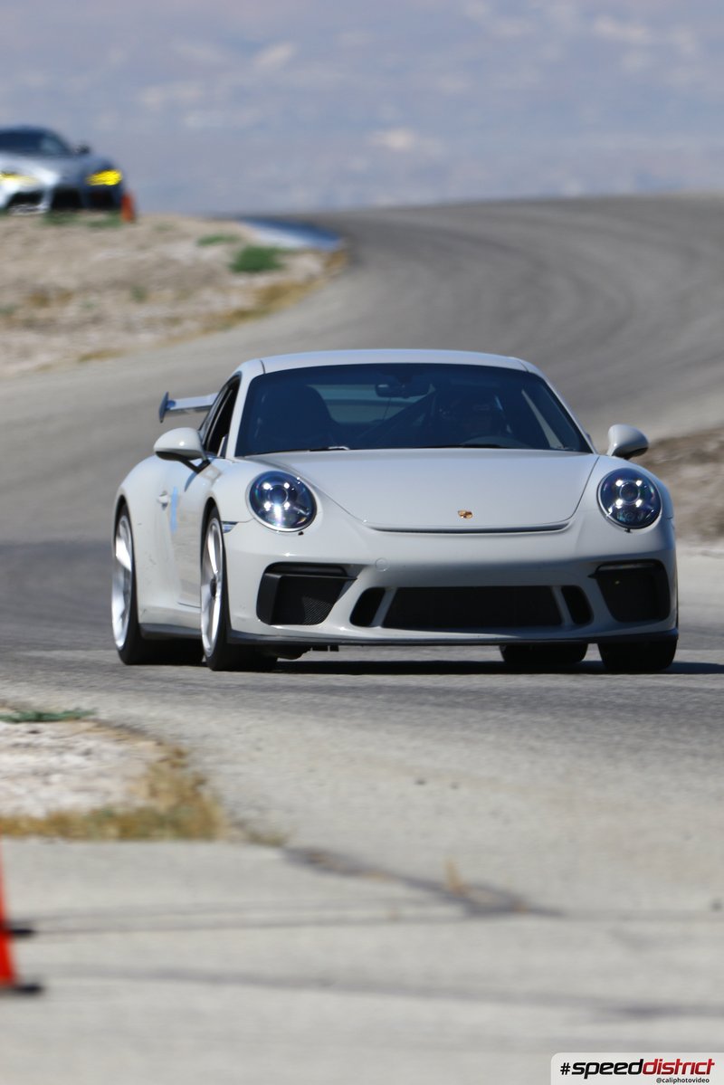 Porsche 911 GT3 white