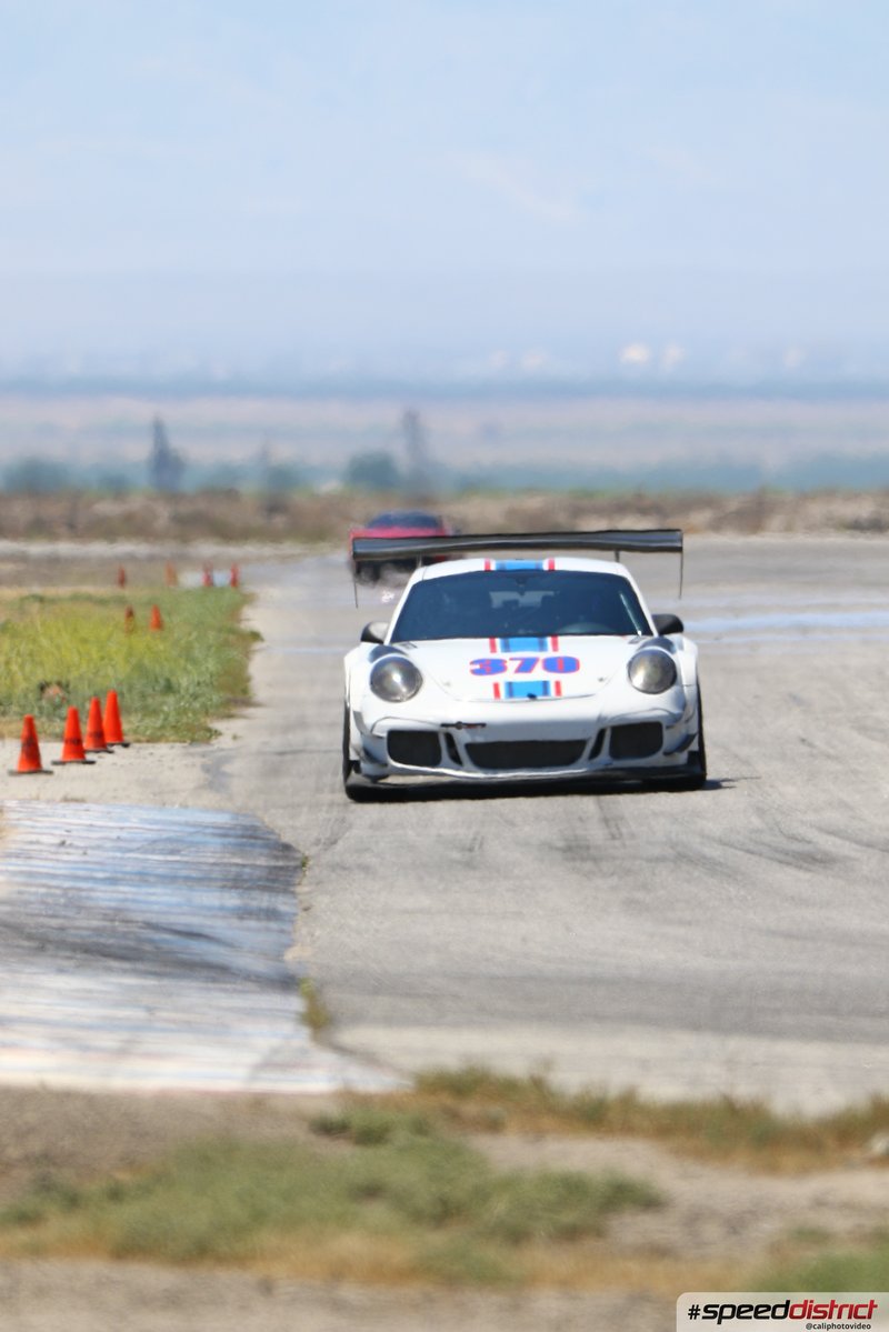 Porsche 911 GT3 Cup white