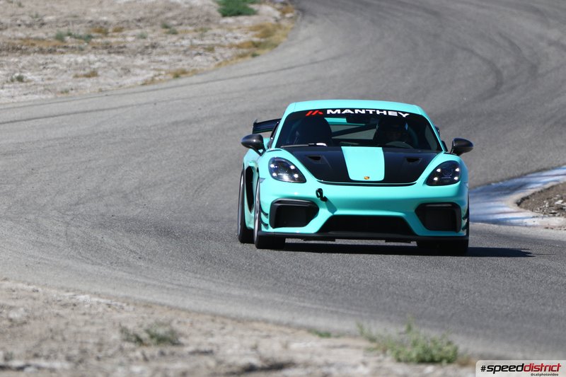 Porsche Cayman GT4 RS