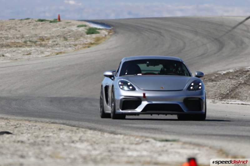 Porsche Cayman GT4