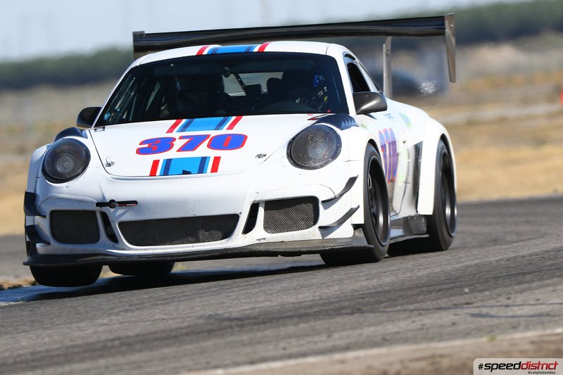 Porsche 911 GT3 Cup white