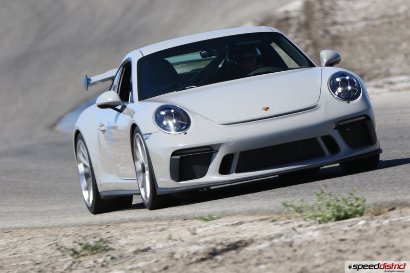 Porsche 911 GT3 white