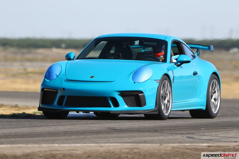 Porsche 911 GT3 RS blue