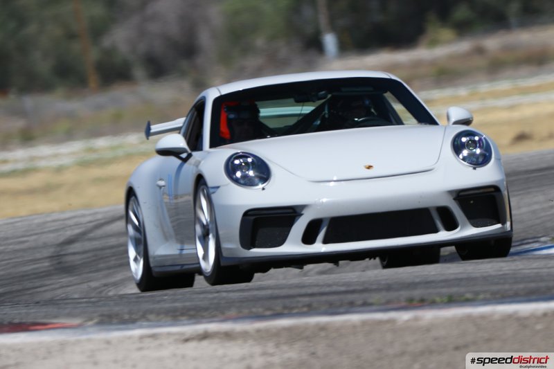 Porsche 911 GT3 white