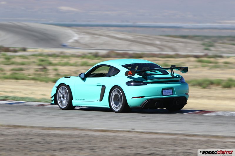 Porsche Cayman GT4 RS