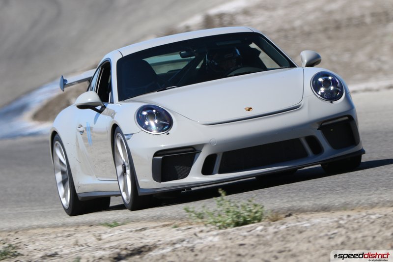 Porsche 911 GT3 white
