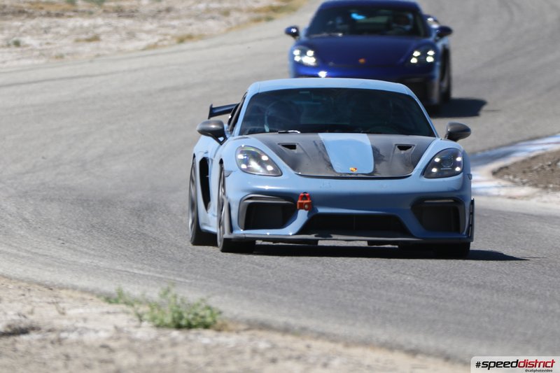 Porsche Cayman GT4 RS