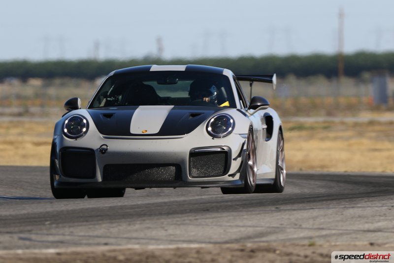 Porsche 911 GT2 RS