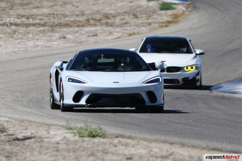 McLaren GT